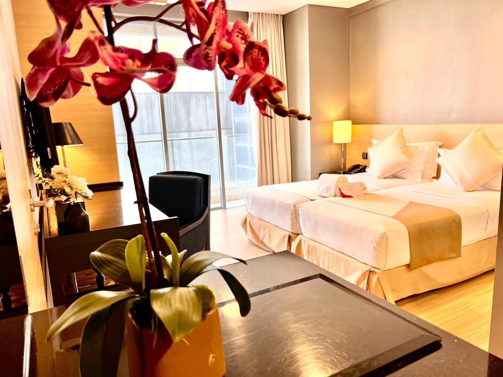 Asia Melaka Hotel Managed By The Straits Hotel & Suites Exterior photo