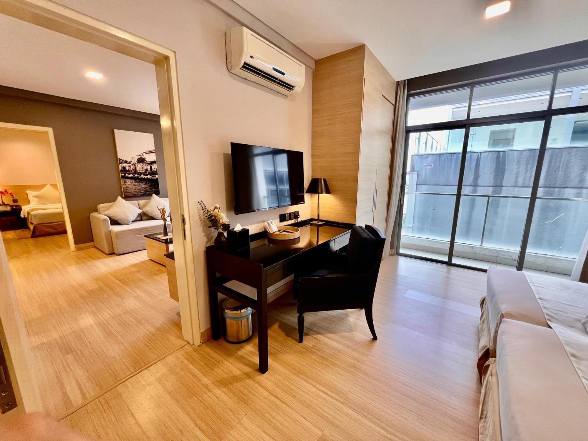 Asia Melaka Hotel Managed By The Straits Hotel & Suites Exterior photo