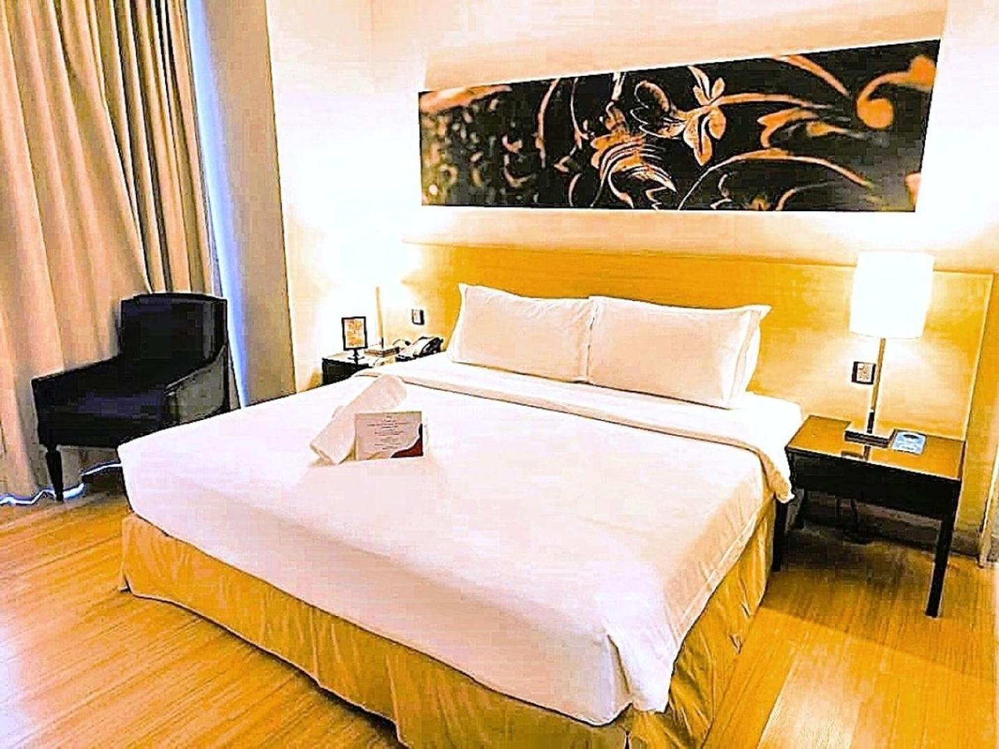 Asia Melaka Hotel Managed By The Straits Hotel & Suites Exterior photo